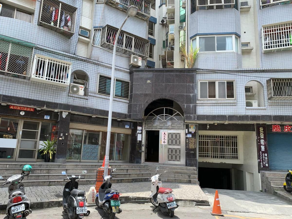 Hualien Friend House Apartment Exterior foto